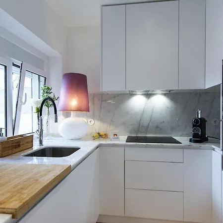 Modern & Charming Alges By Gt House *