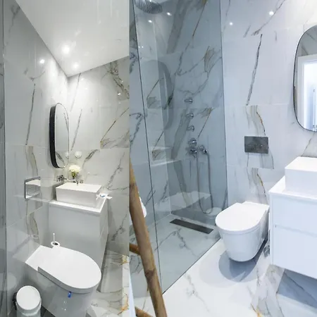 Appartamento Modern & Charming Alges By Gt House