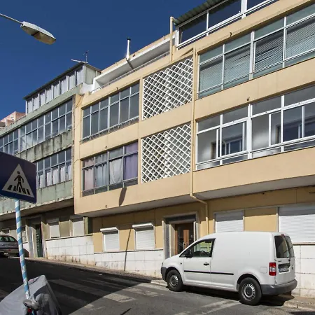 Apartamento Modern & Charming Alges By Gt House *