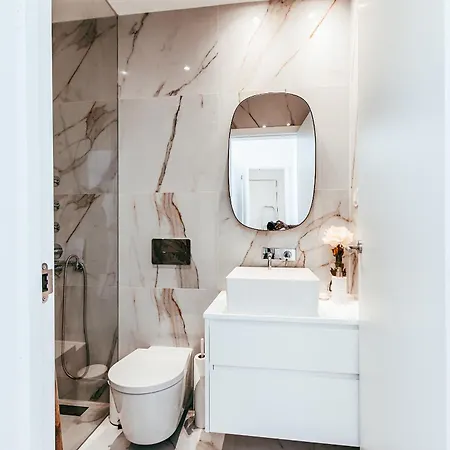 Modern & Charming Alges By Gt House *